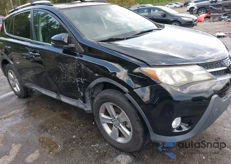 2015 Toyota Rav4 Xle z USA, uszkodzony, nr VIN 2T3WFREV5FW189816
